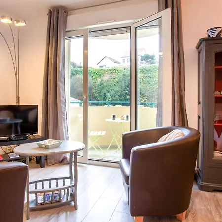 La Falaise By Interhome شقة بورنيك